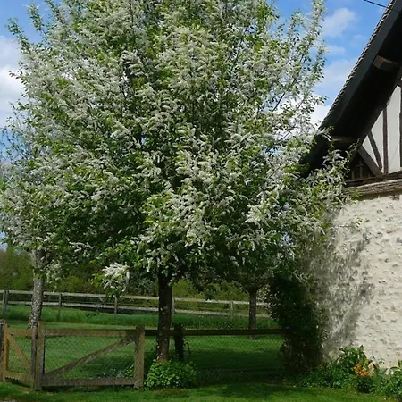 בית נופש Charme Authentique A Bonnevent Avec Vue Et Calme - Fr-1-497-81 Chailloue