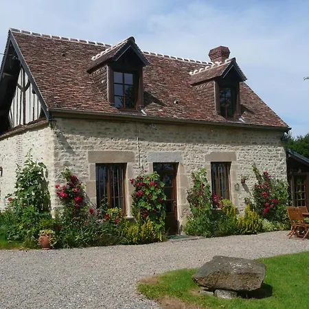 Dom wakacyjny Charme Authentique A Bonnevent Avec Vue Et Calme - Fr-1-497-81