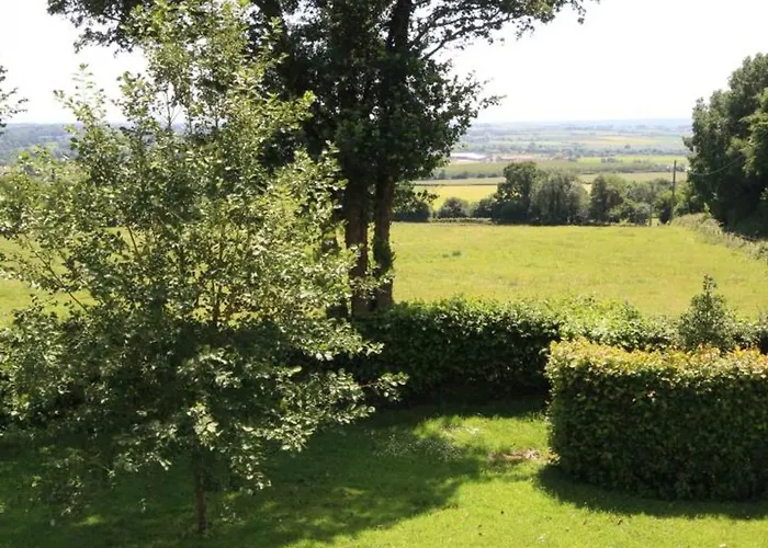 Dom wakacyjny Charme Authentique A Bonnevent Avec Vue Et Calme - Fr-1-497-81