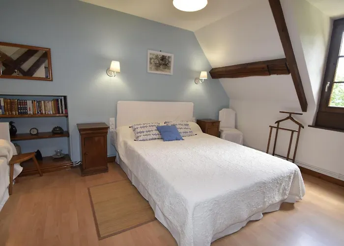 Charme Authentique A Bonnevent Avec Vue Et Calme - Fr-1-497-81 * Chailloue