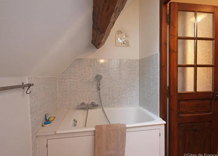 Charme Authentique A Bonnevent Avec Vue Et Calme - Fr-1-497-81