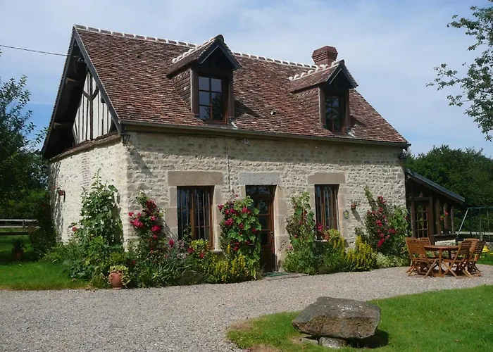 Dom wakacyjny Charme Authentique A Bonnevent Avec Vue Et Calme - Fr-1-497-81