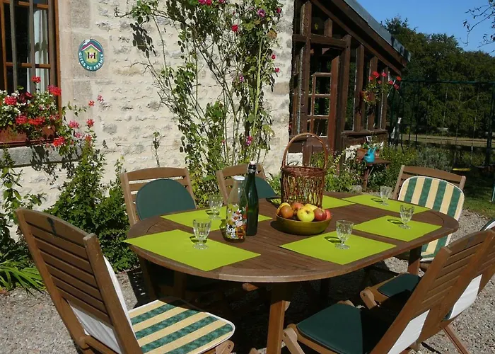 Dom wakacyjny Charme Authentique A Bonnevent Avec Vue Et Calme - Fr-1-497-81 *