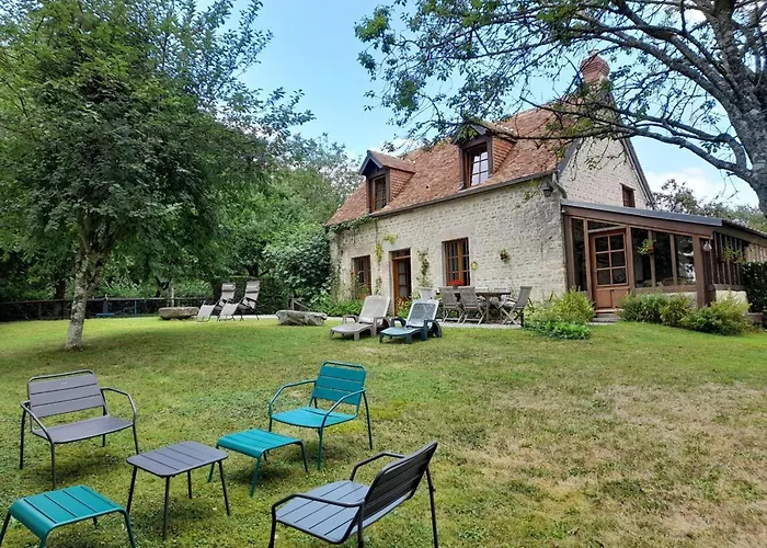 Charme Authentique A Bonnevent Avec Vue Et Calme - Fr-1-497-81 *